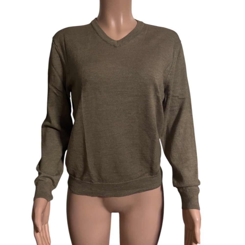 CLUB ROOM Women’s Merino Wool Blend V-Neck Sweater